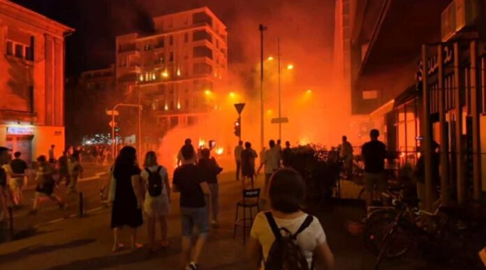 novi sad neredi protesti građani sns novi sad neredi protesti građani sns