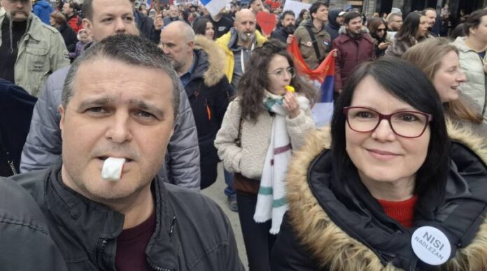 patrik malina direktor škole u pivnicama - levo patrik malina direktor škole u pivnicama - levo