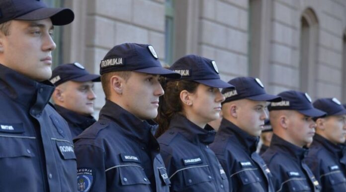 Policija Raspisan konkurs za policijsku obuku u Sremskoj Kamenici Policija Raspisan konkurs za policijsku obuku u Sremskoj Kamenici
