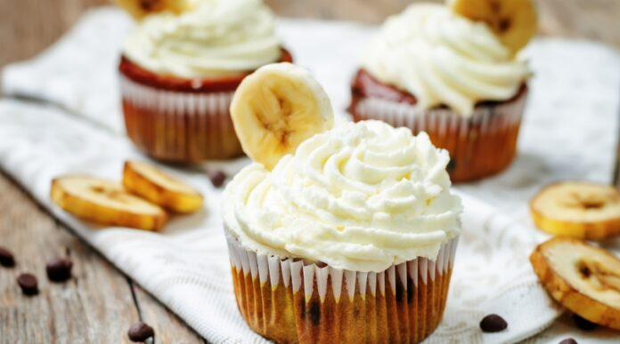 Mafini sa bananom i čokoladnim kapljicama