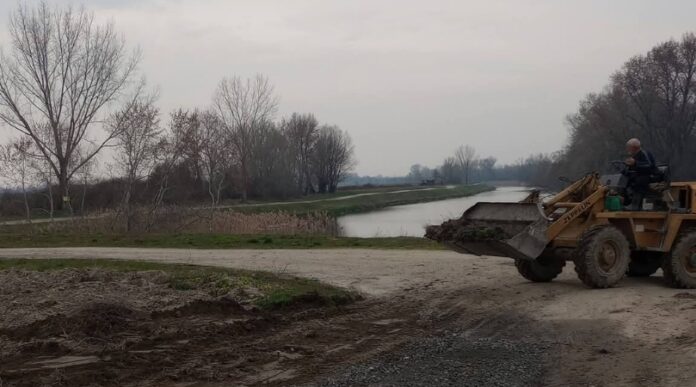 Pista Živa u Baču Pista Živa u Baču