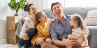 Од октобра 65.000 динара за родитеље-неговатеље, али неће сви бити обухваћени Porodica, dečiji dodatak, roditelji, deca, roditeljstvo