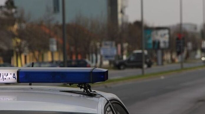 Policija, kontrola saobraćaja Policija, kontrola saobraćaja