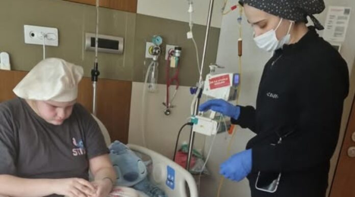 Potrebna pomoć Eleni Nikolić Potrebna pomoć Eleni Nikolić