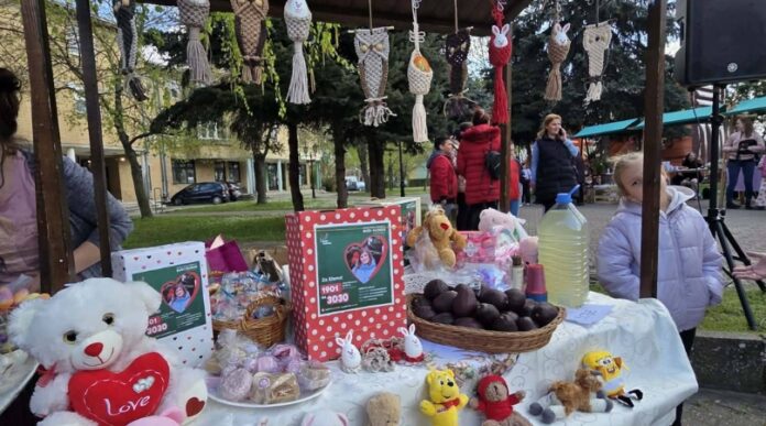 Prolećni bazar za Elenu Nikolić Prolećni bazar za Elenu Nikolić