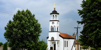 У Малом Бачу се организује Прво такмичење у кувању гулаша Crkva Mali Bač