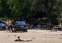 Србин аутомобилом прешао корито реке и завршио на Вуковарској ади Srbin na Vukovarskoj adi